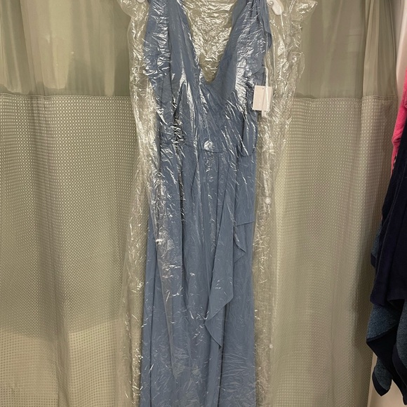 BNWT- David’s Bridal Flutter Sleeve Bridesmaid Dress with Cascade : Steel Blue - Picture 12 of 15